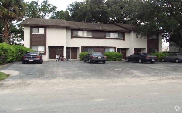 Building Photo - Chicone Groves