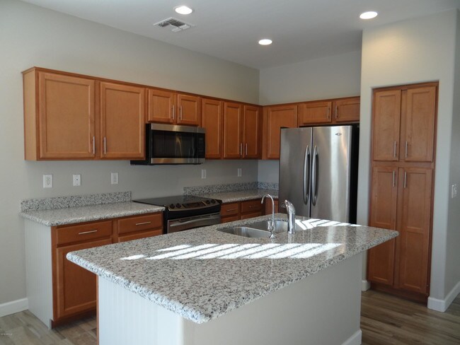 Building Photo - 10331 W Carlota Ln
