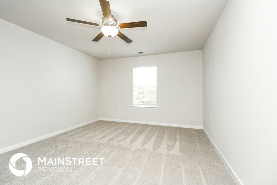 Building Photo - 147 Westcott St