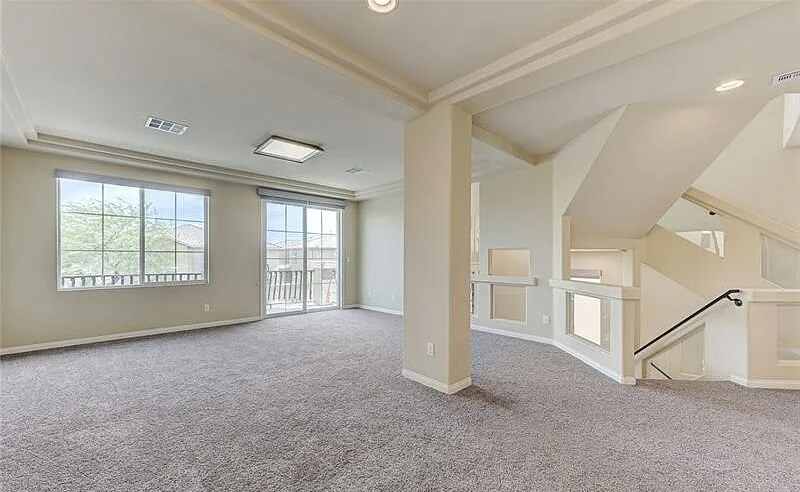 Building Photo - 7157 S Mann St