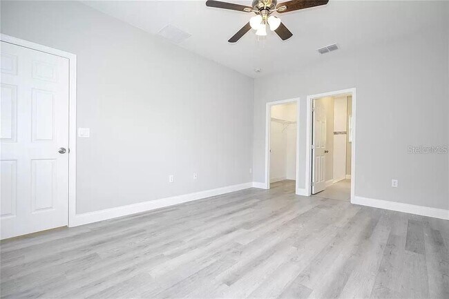 Building Photo - 9301 N Akola Way