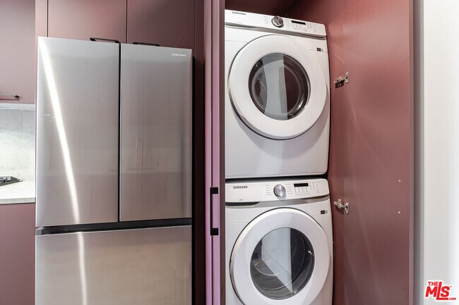 Building Photo - 12425 Texas Ave