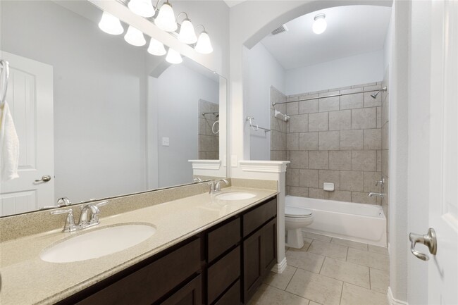 Building Photo - 1227 Martinez Ct