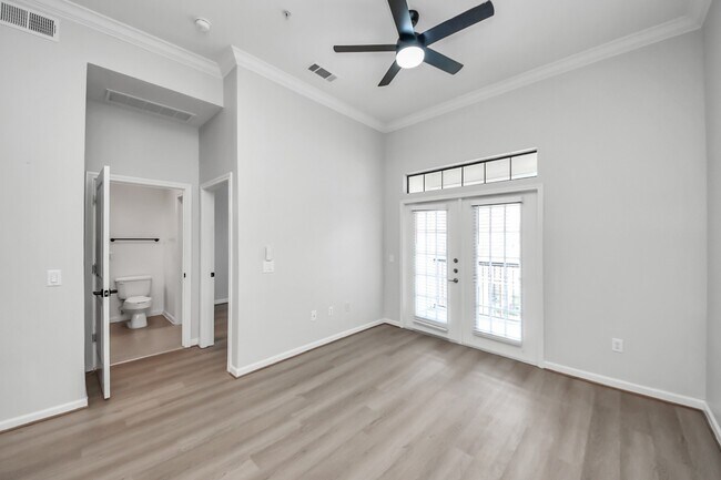 Building Photo - 6363 San Felipe St