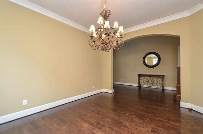 Building Photo - 27411 Robillard Springs Ln