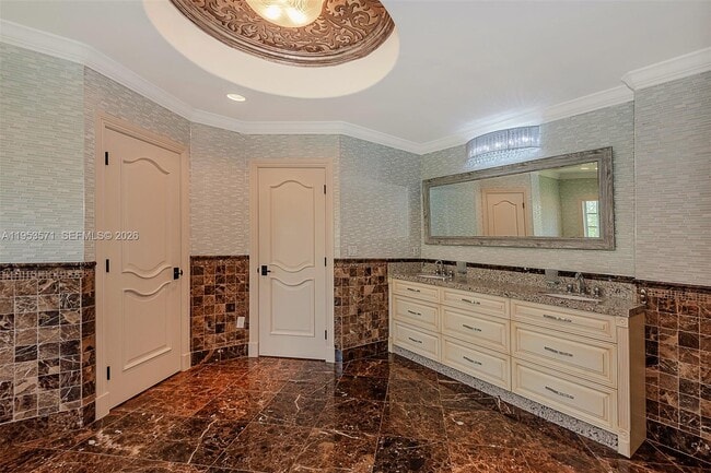 Building Photo - 674 Ocean Blvd