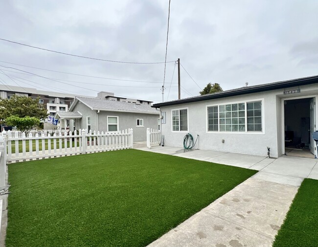 Building Photo - 18421 Patterson Ln