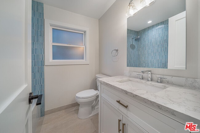 Building Photo - 1125 Manhattan Ave