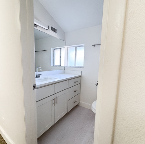 Building Photo - 1100 Turner St