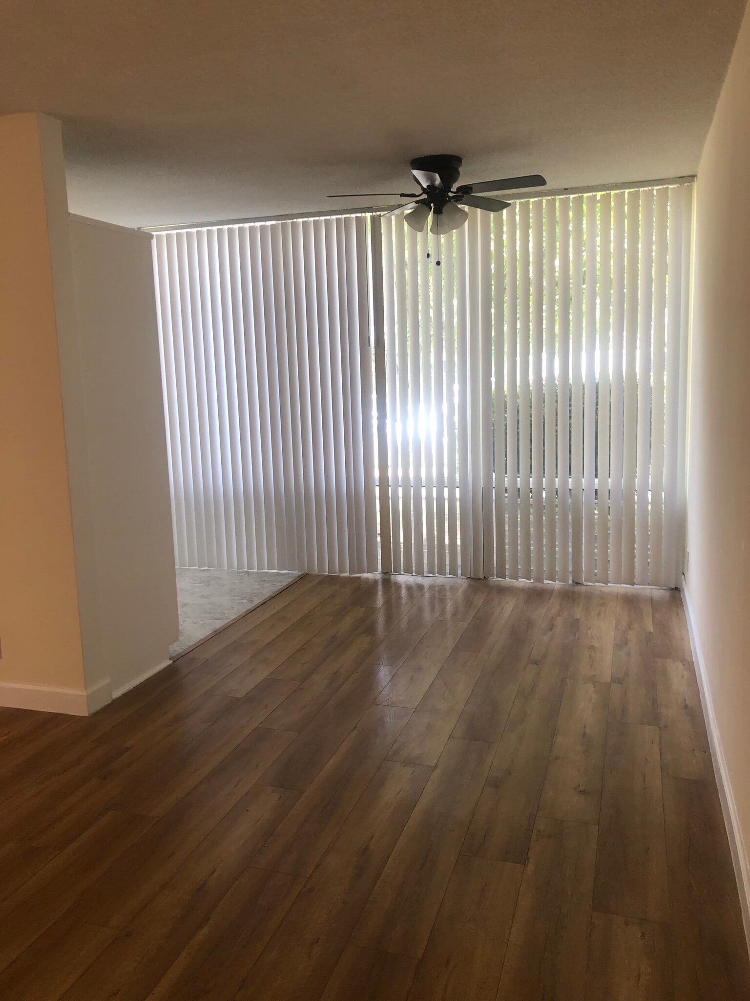 Building Photo - 514 S Gramercy Pl