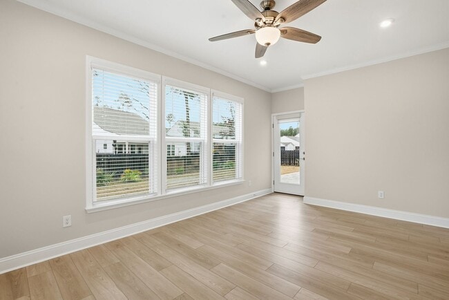 Building Photo - 3-Bed Corner Lot Home in Waterways Community