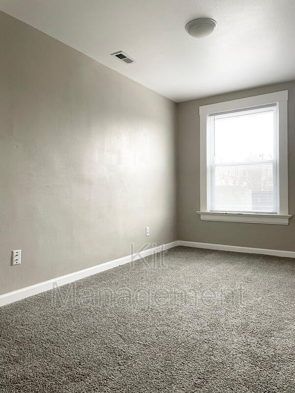 Building Photo - 2248 Broadway St