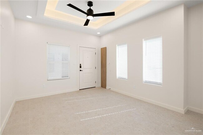 Building Photo - 19 S 25th St