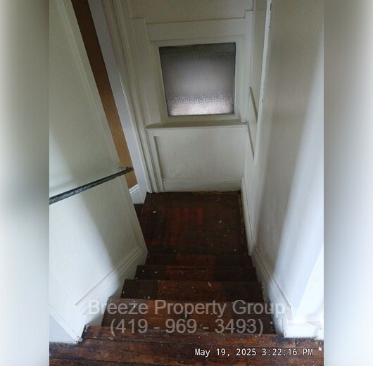 Building Photo - 2145 Dorr St