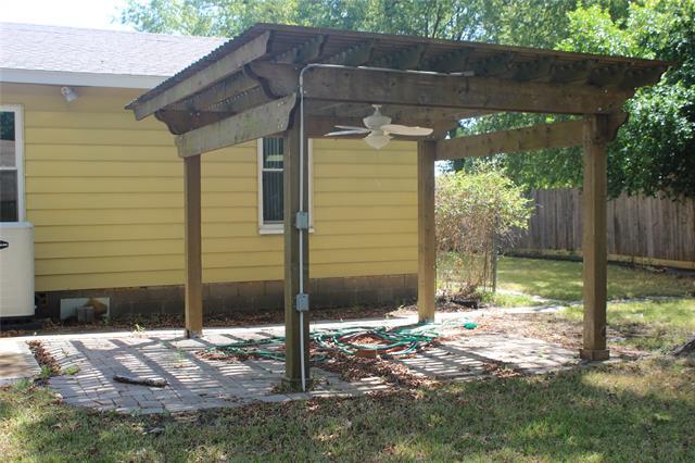 Building Photo - 409 W Main St