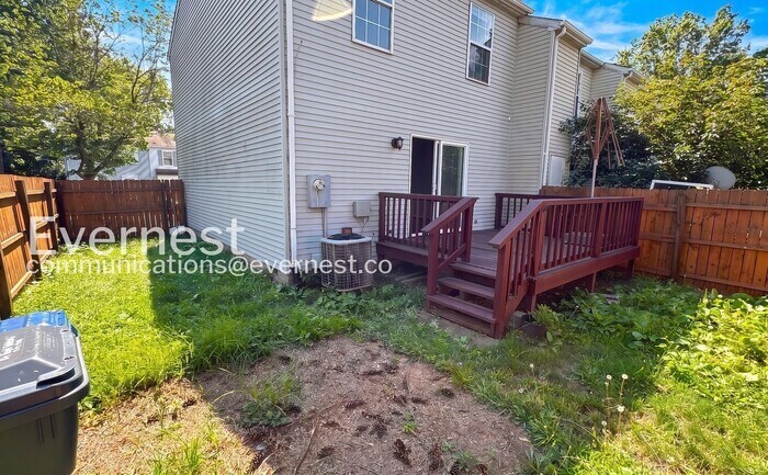 Building Photo - 2864 Lester Lee Ct