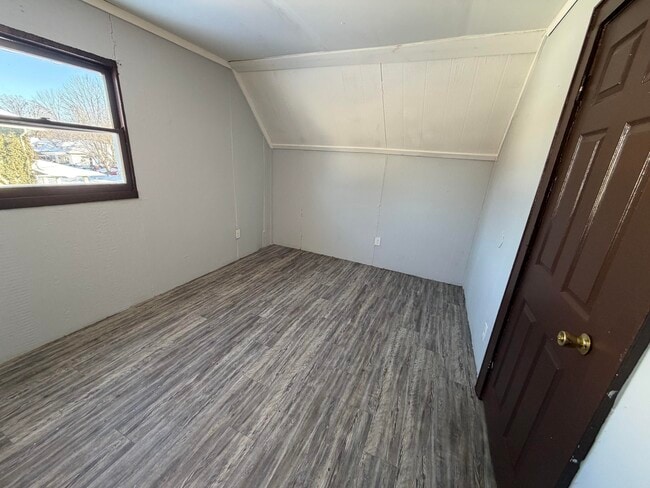 Building Photo - 4-2 Cronkhite-