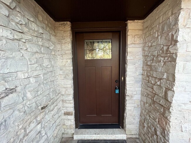 Building Photo - 4526 Maybrook Woods St