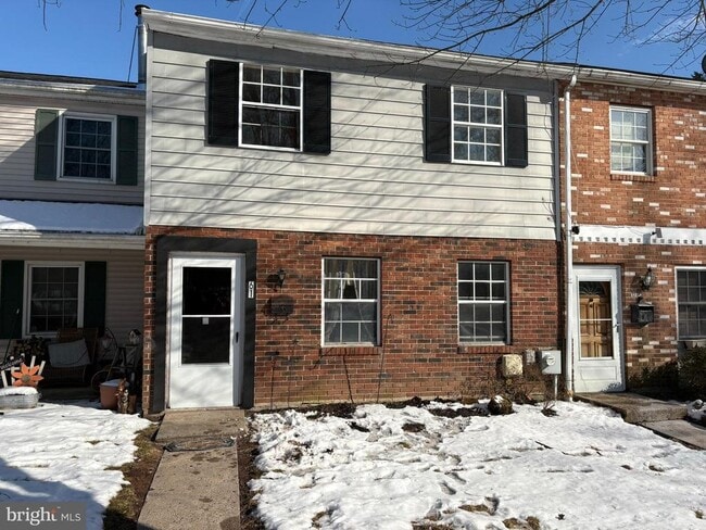 Building Photo - 61 Salem Rd