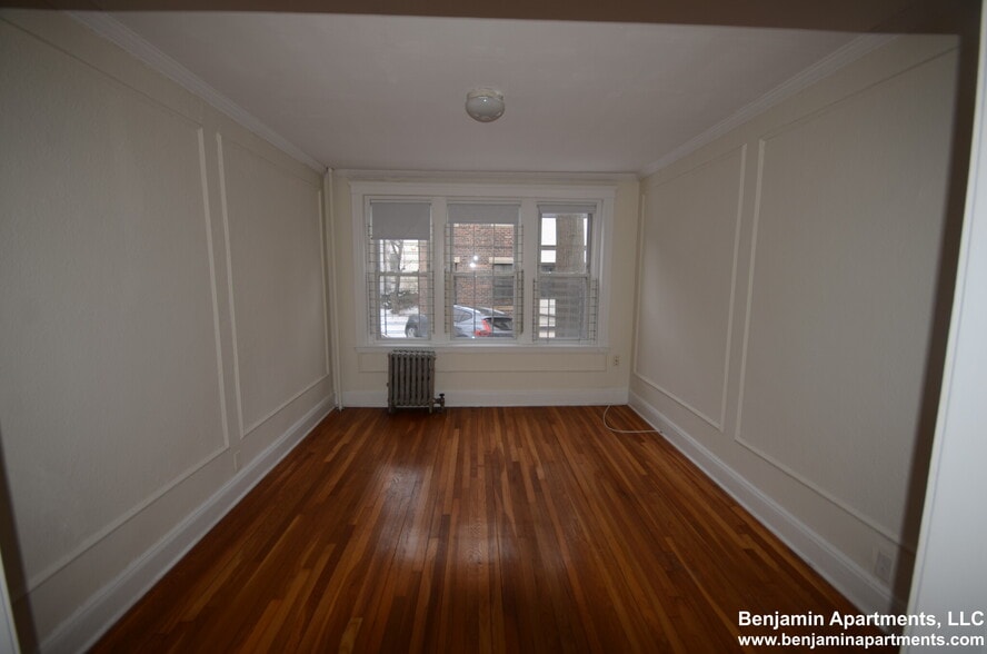 Building Photo - 8 Vinal St