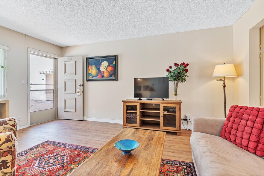 Building Photo - 5015 Cape May Ave