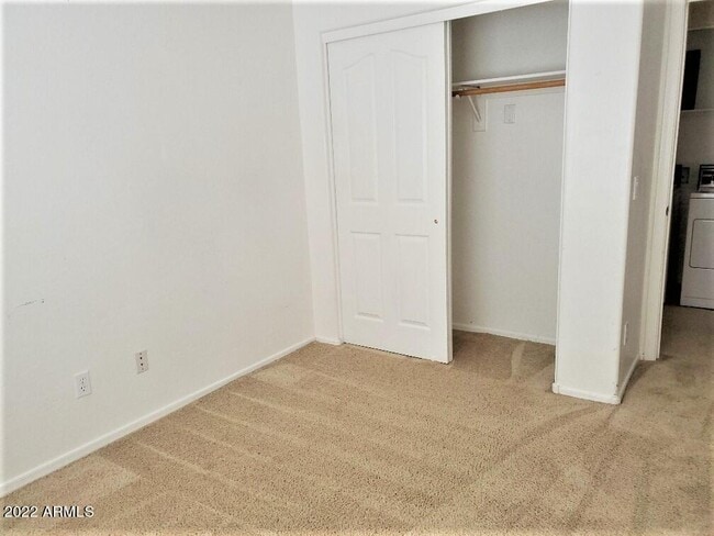 Building Photo - 40436 N Burwick Way