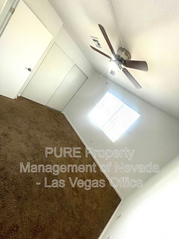 Building Photo - 3512 Rio Robles Dr