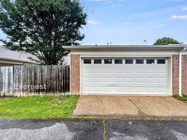 Building Photo - 8351 Mangrove Dr