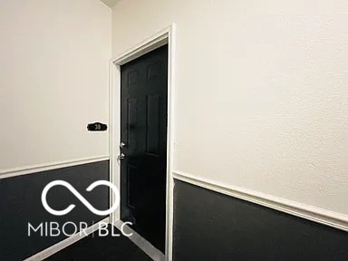 Building Photo - 12840 University Crescent