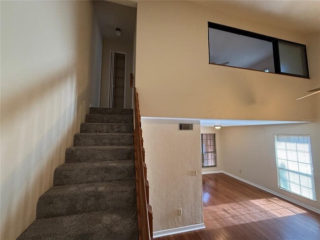 Building Photo - 5721 SW 10th Pl
