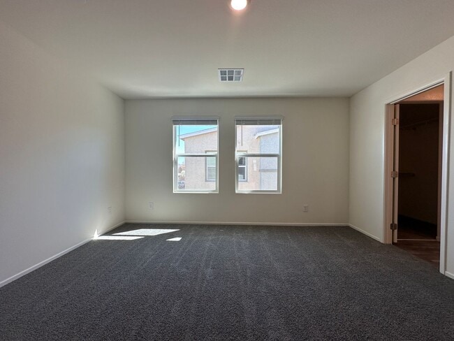 Building Photo - BRAND NEW 3 BEDROOM TOWNHOUSE W/LOFT