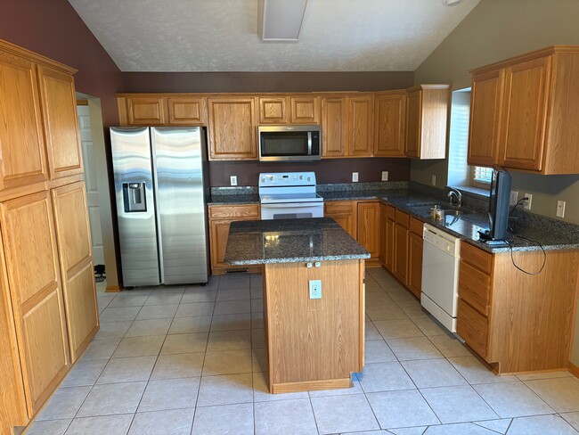 Kitchen - 2804 Porter Ridge Rd