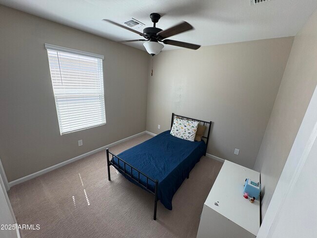 Building Photo - 17441 W Paraiso Ln