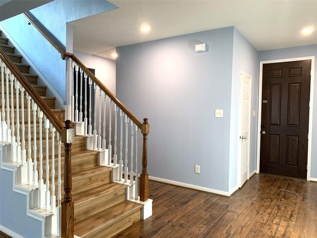 Building Photo - 16303 Copperwood Run Wy