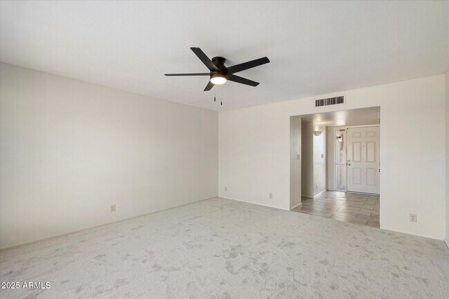 Building Photo - 4530 E Emelita Ave