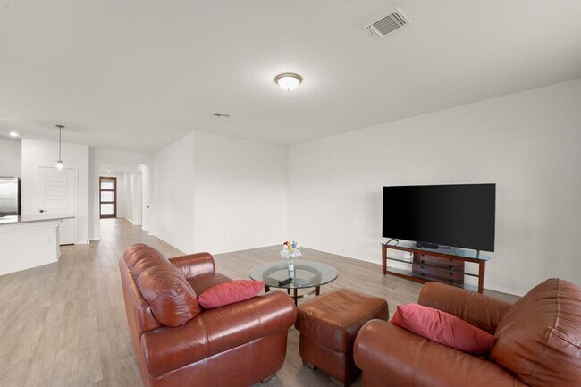 Building Photo - 7404 Lowery Xing