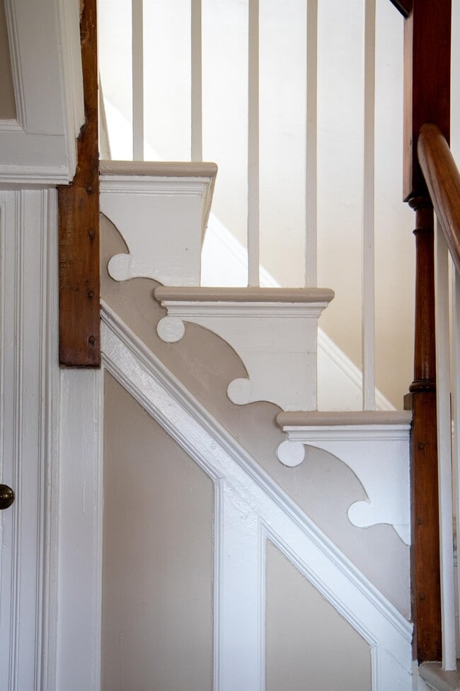 Building Photo - 37 Main Rd N