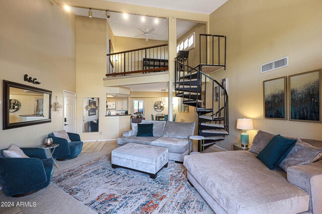 Building Photo - 7950 E Starlight Way