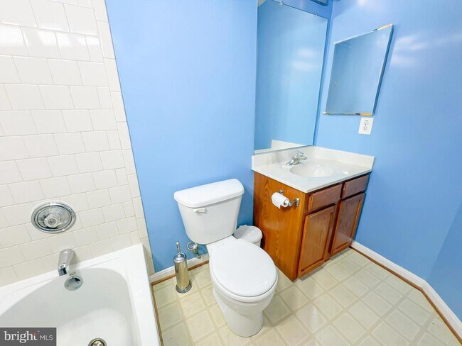 Building Photo - 15507 Pocopson Creek Way