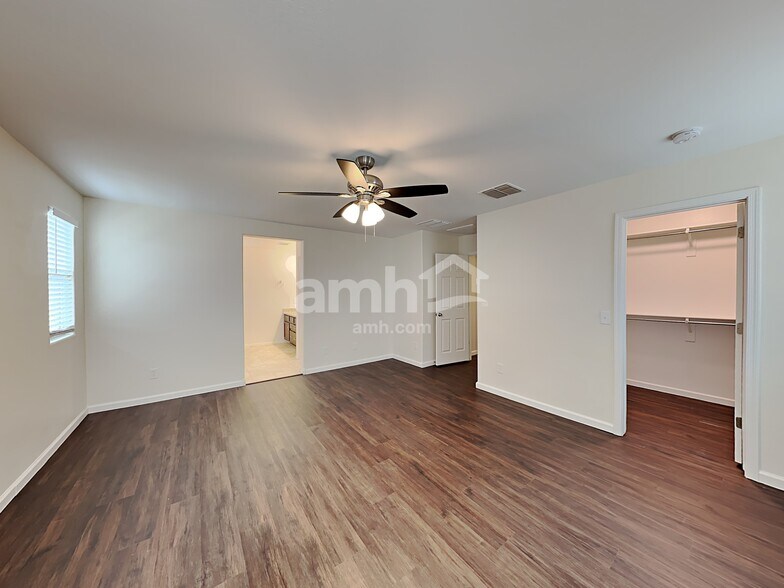 Building Photo - 6833 E Posada Cir