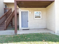 Building Photo - 35 Ashwood Ct