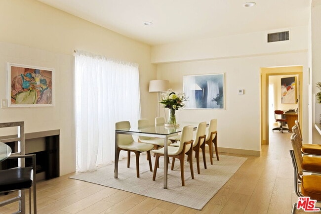 Building Photo - 1717 Malcolm Ave