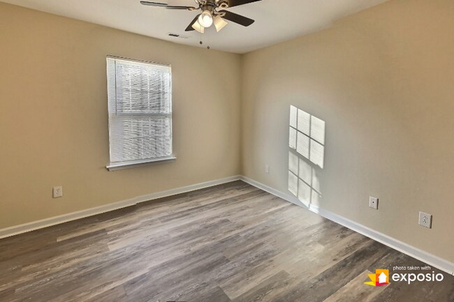 Building Photo - 2413 Whetstone Ln