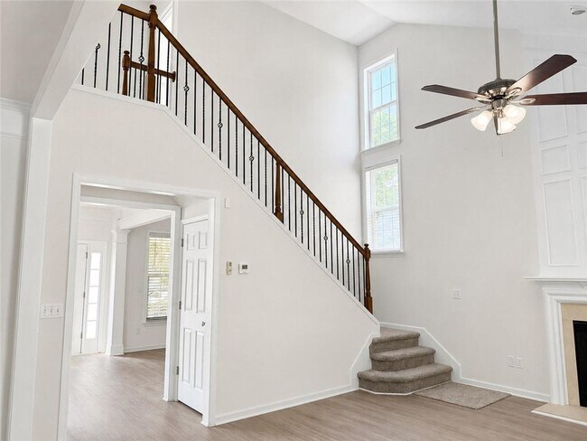 Building Photo - 740 Courageous Ct