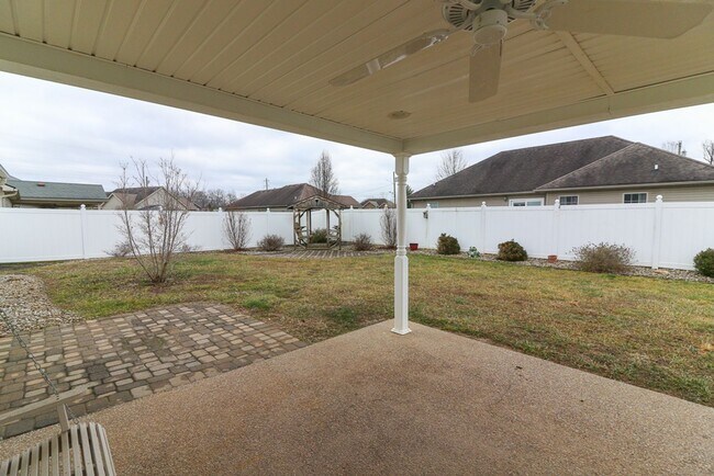 Building Photo - 106 Ethan Ct