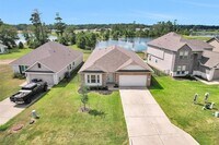 Building Photo - 223 Shoreview Dr
