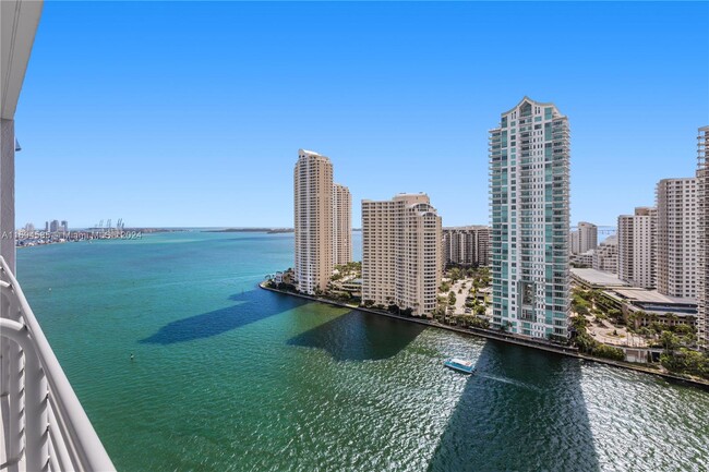 Primary Photo - 325 S Biscayne Blvd