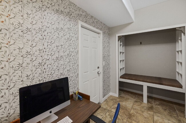 Building Photo - Spacious Home with Finished Basement, Granite Kitchen & Fenced Yard Near Fort Carson