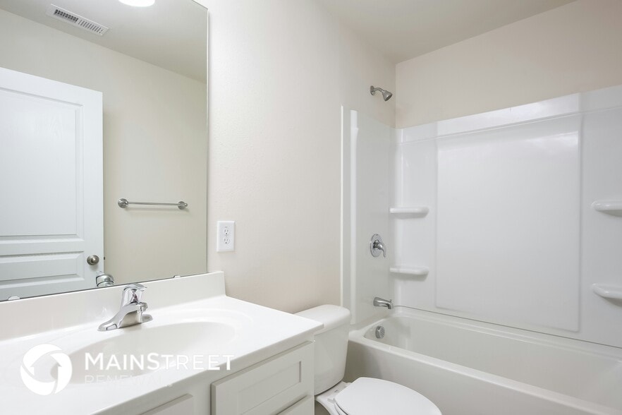 Building Photo - 110 Calhoun Pl