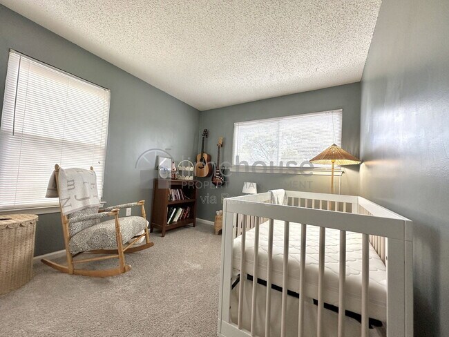 Building Photo - 828 23rd St